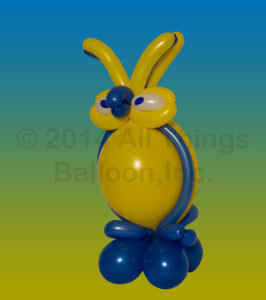 balloon decorator - balloon owl centerpiece